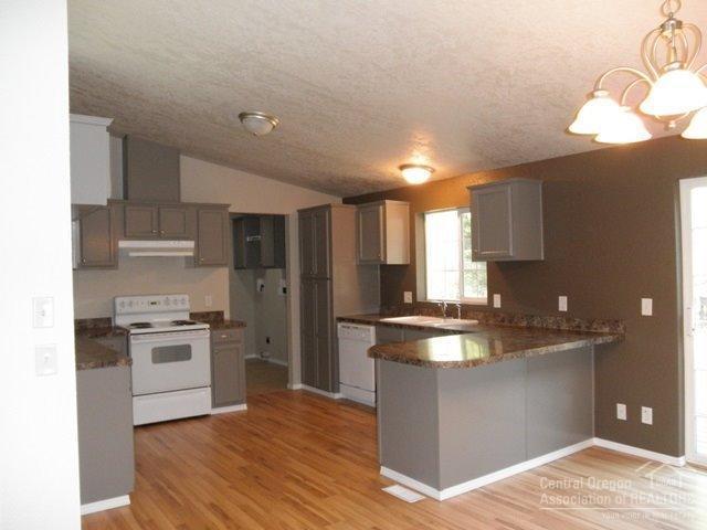 Deschutes River Acre - Residential