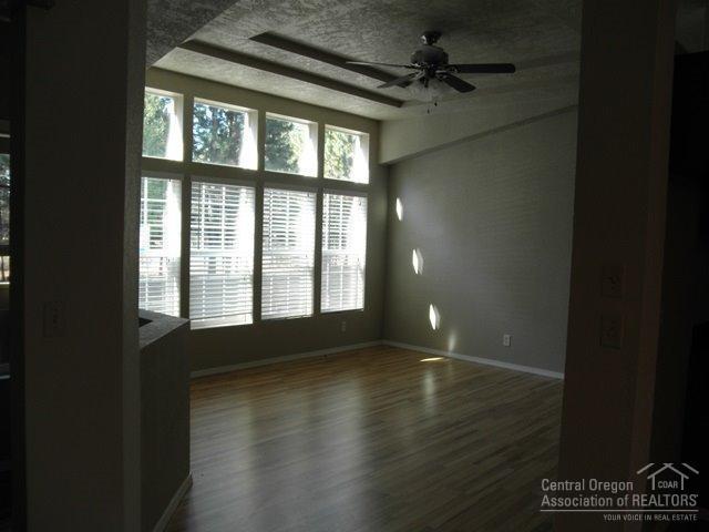 Deschutes River Acre - Residential