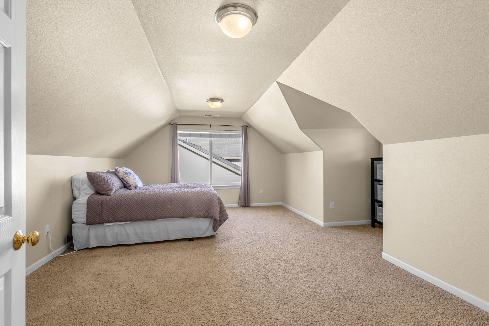 Quiet Canyon - Residential