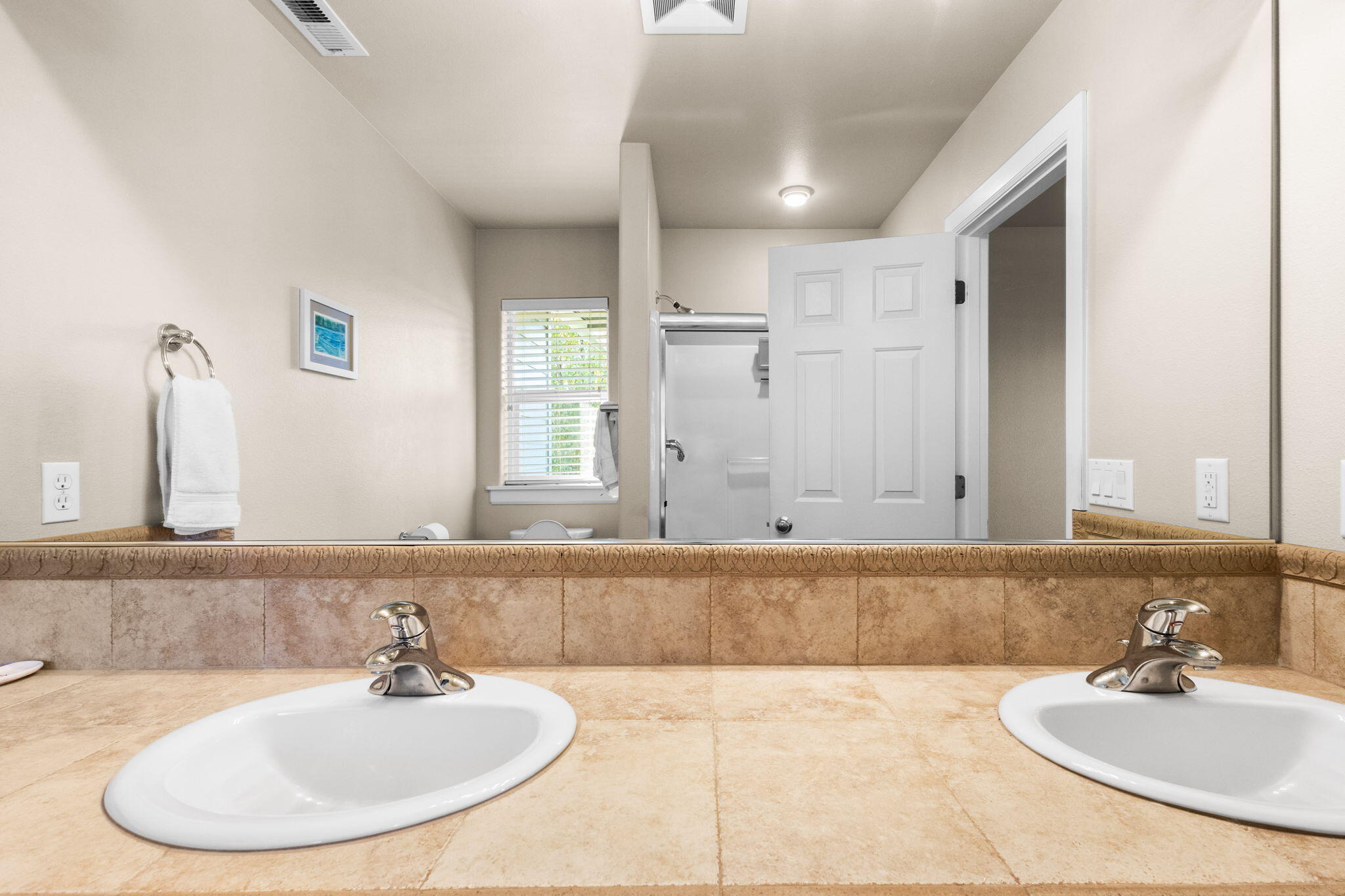 Quiet Canyon - Residential