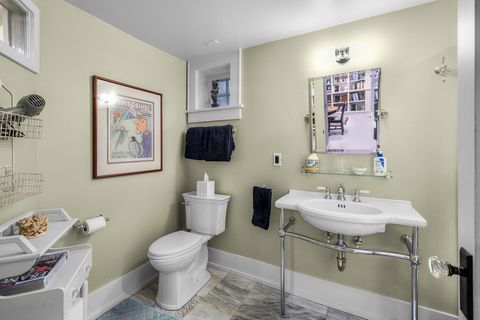 Tiny photo for 107 NW Drake Road, Bend, OR 97703 (MLS # 220215201)