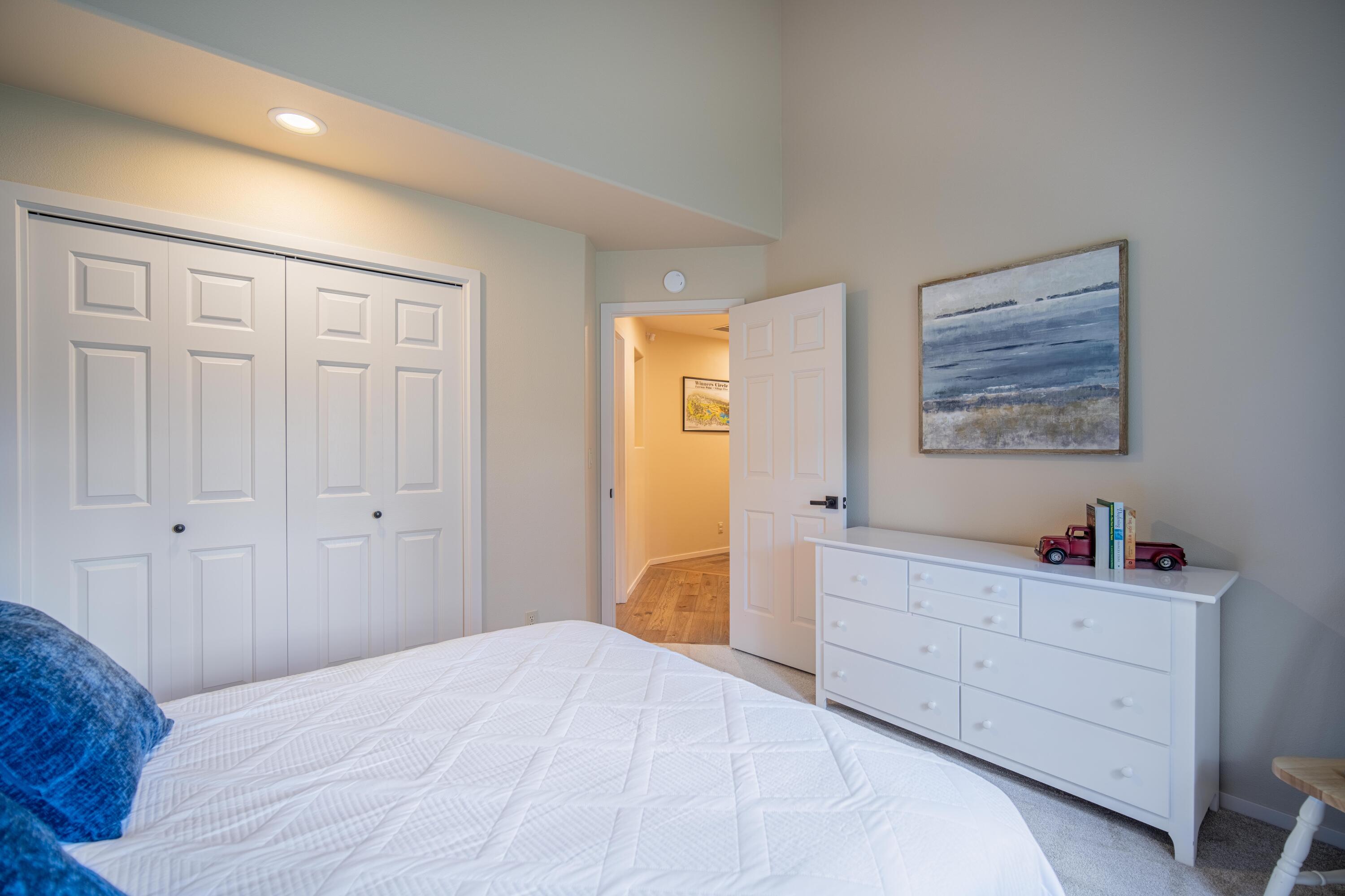 Fairway Point Villag - Residential