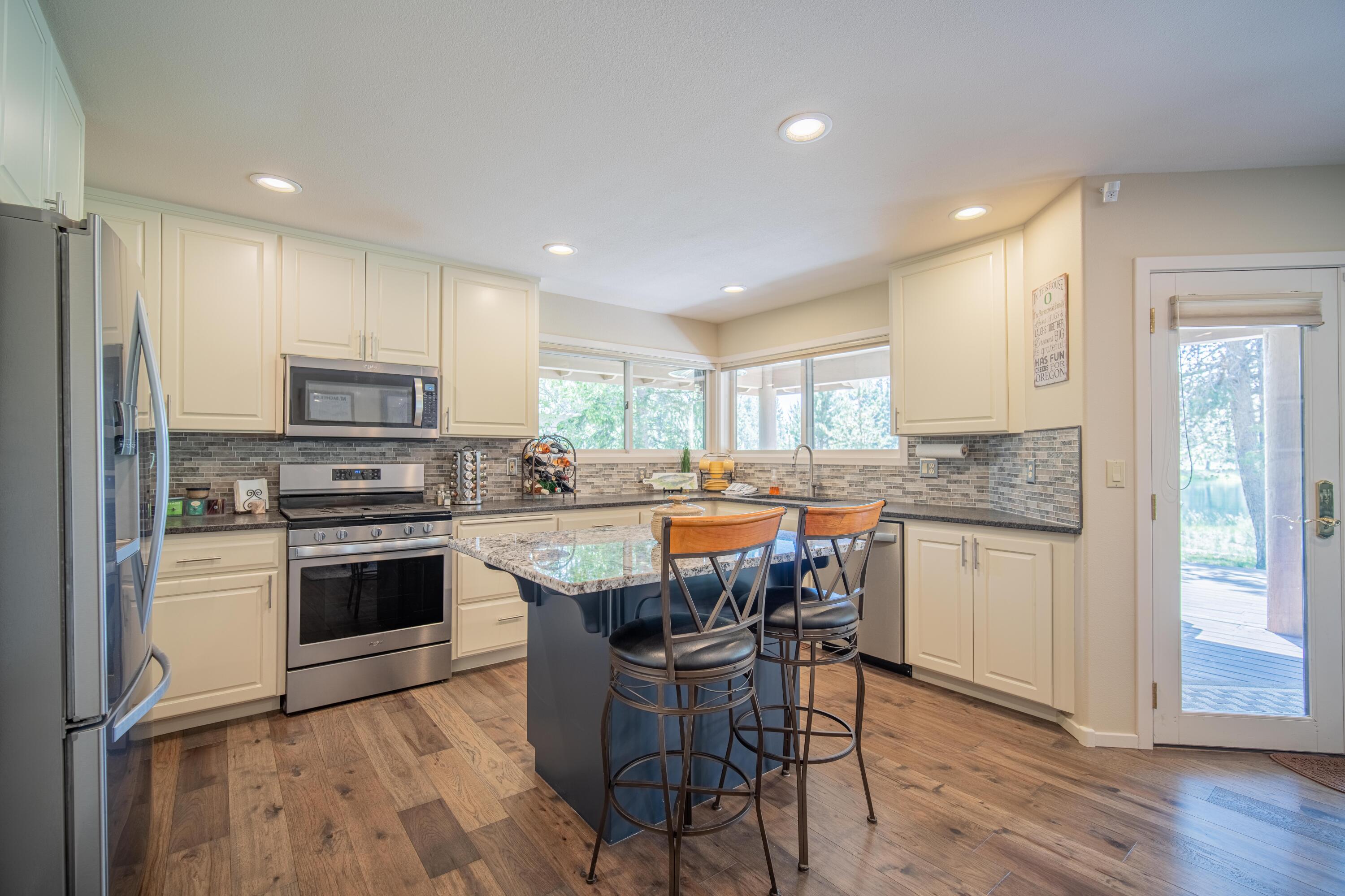 Fairway Point Villag - Residential