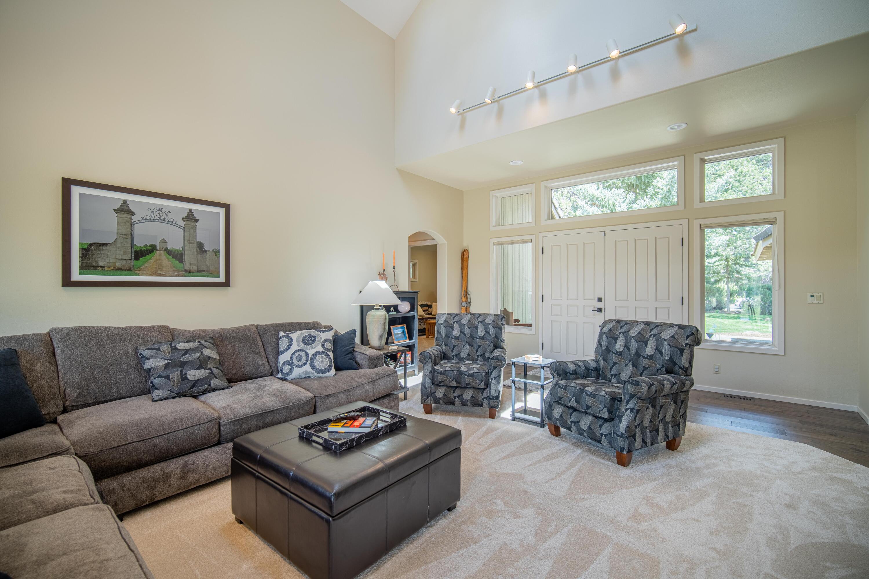 Fairway Point Villag - Residential