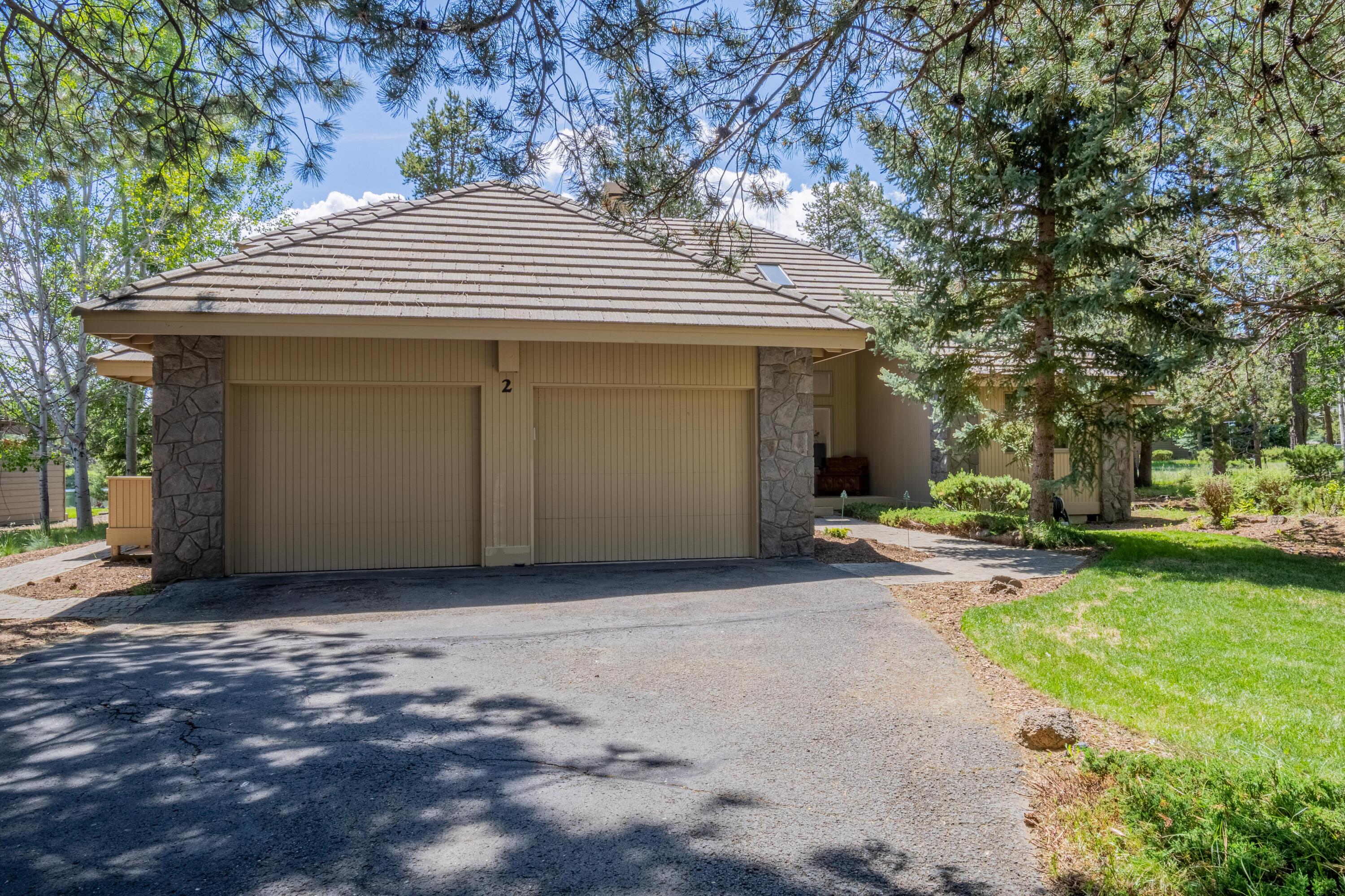 Fairway Point Villag - Residential