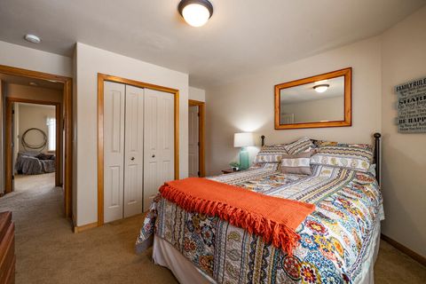 Tiny photo for 5015 Falcon Drive, Klamath Falls, OR 97601 (MLS # 220215105)