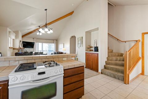 Tiny photo for 5015 Falcon Drive, Klamath Falls, OR 97601 (MLS # 220215105)