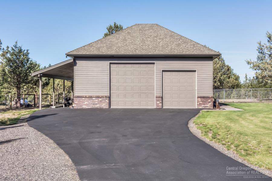 Horse Butte - Residential