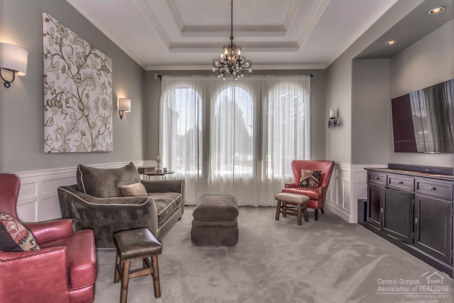 Horse Butte - Residential