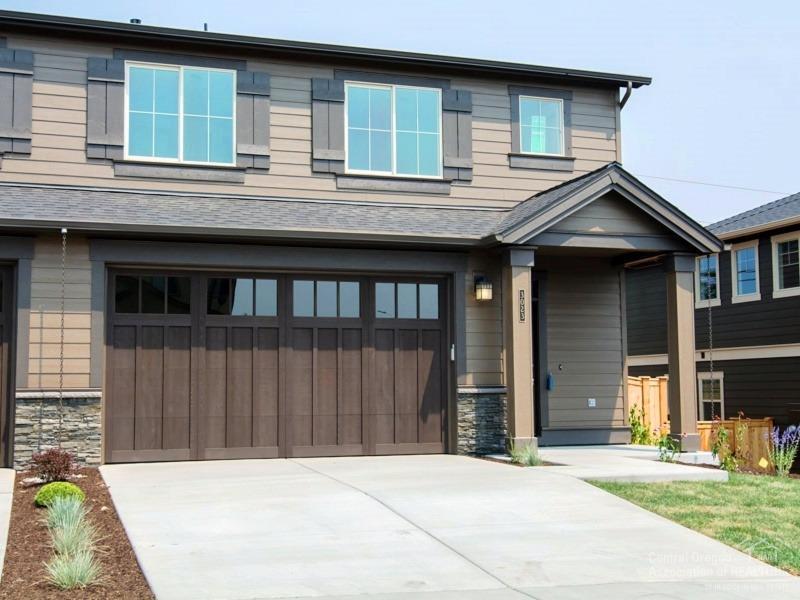 Deer Crossing - Residential