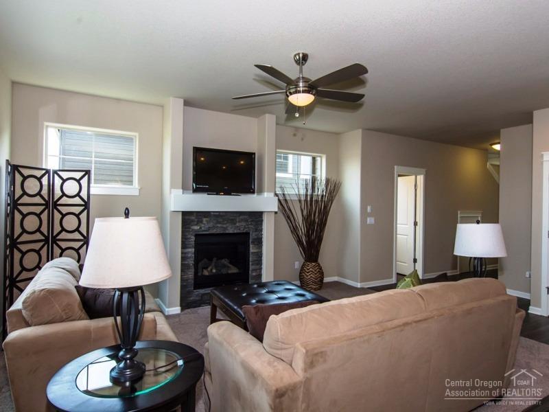 Deer Crossing - Residential