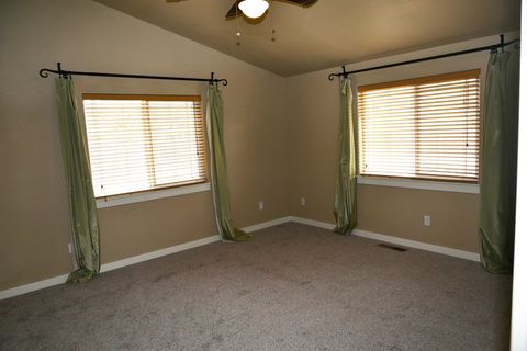 Tiny photo for 51322 Preble Way, La Pine, OR 97739 (MLS # 220217816)