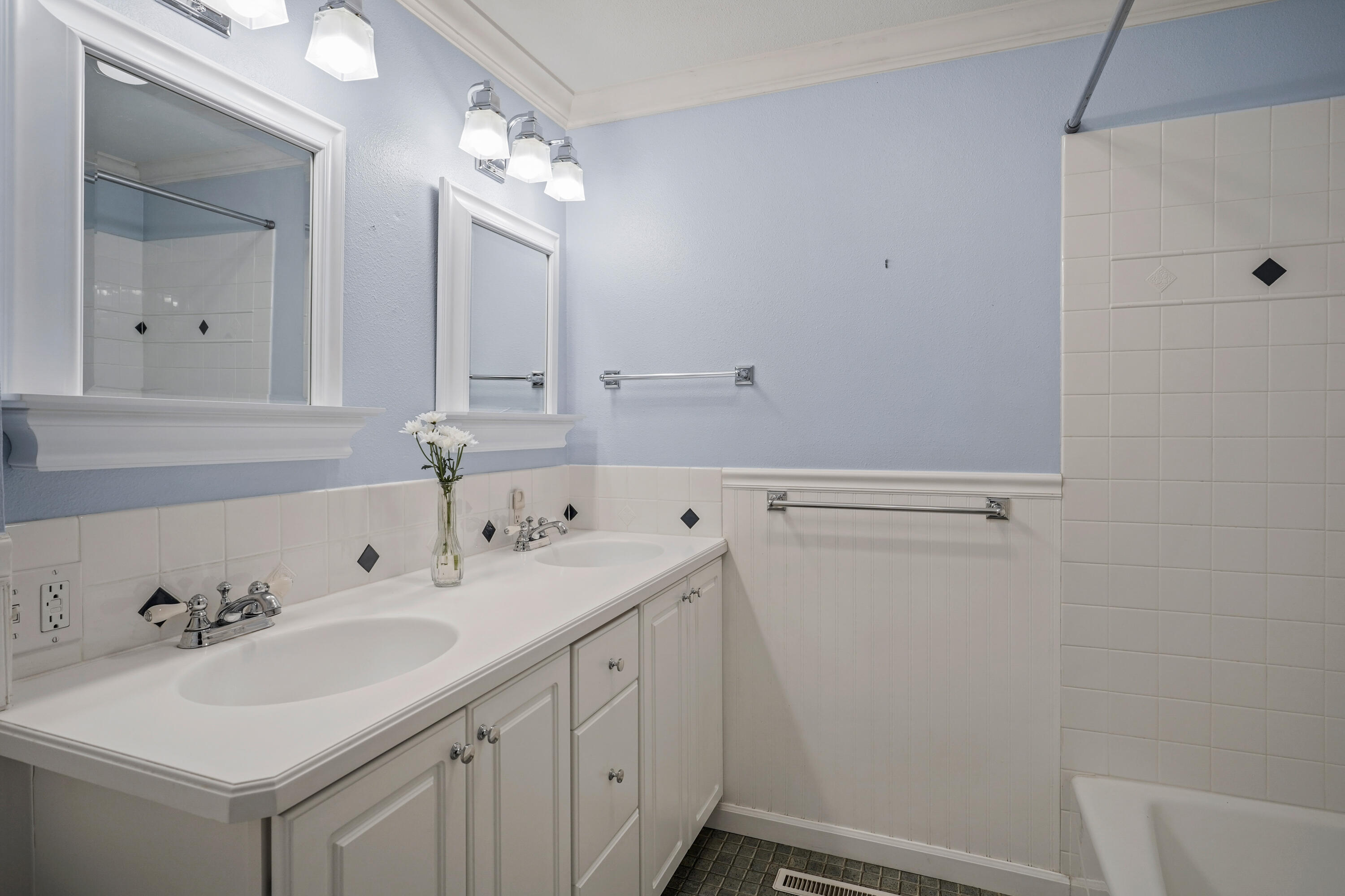 Monarch Estate - Residential