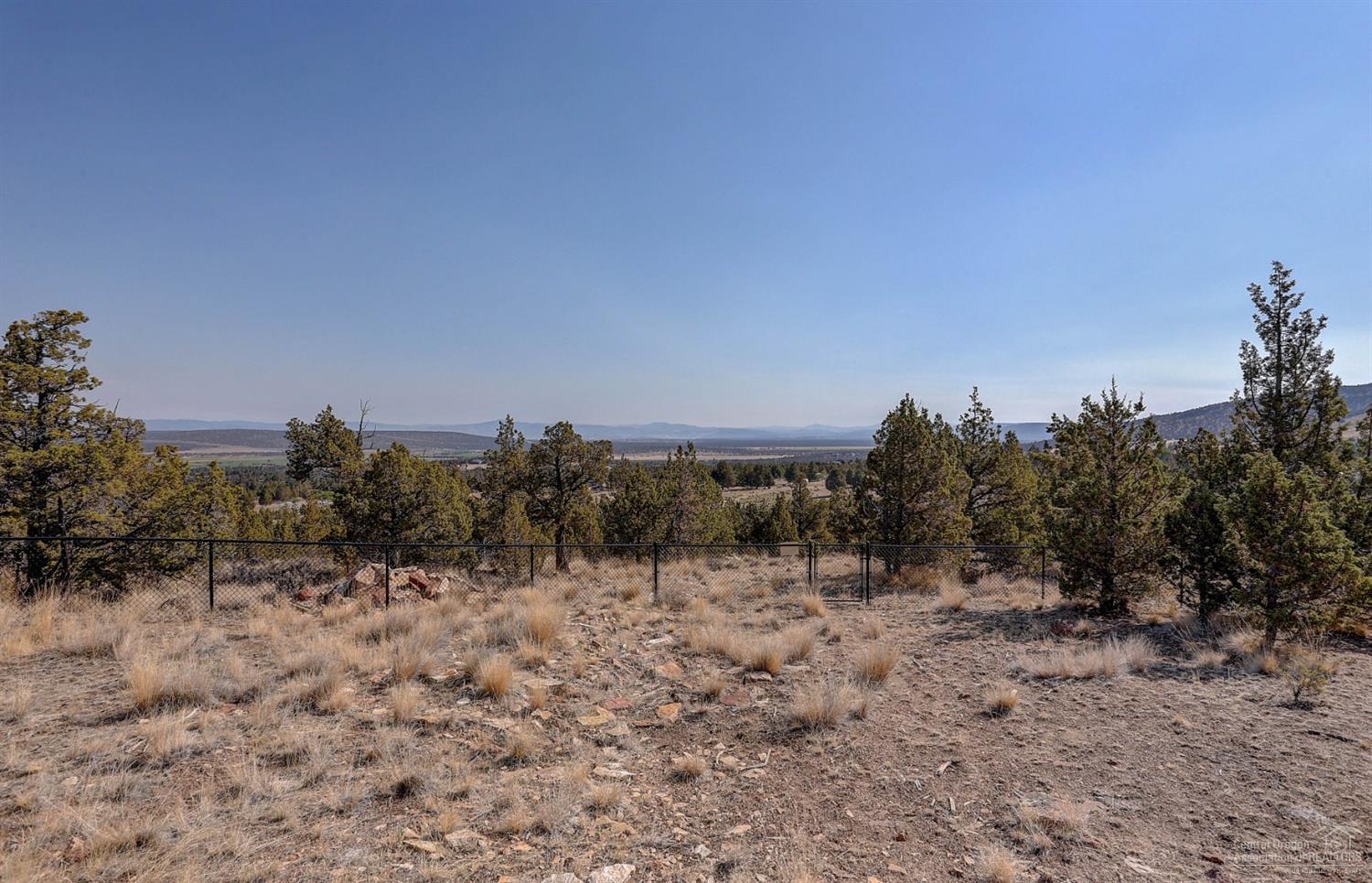 Sinclair Davis - Land