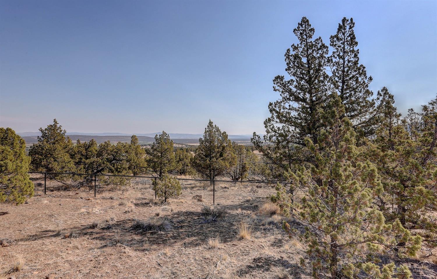 Sinclair Davis - Land