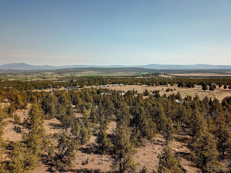 Perfect place to build your dream home & shop! Fantastic north easterly views of Grizzly, rolling hills & the Ochoco Mountains.Lot is adorned w/mature Junipers & amazing surface rocks that you'll want to keep in your landscape design. Avion water & power right there, approved for standard septic system so development costs are minimized. Call today to schedule a time to walk the lot & make it yours!