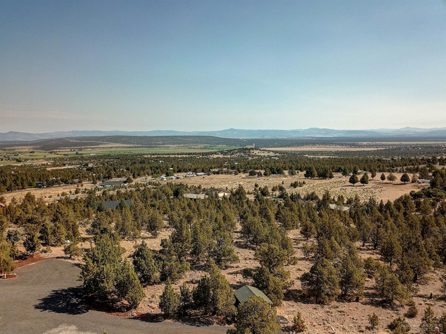 Sinclair Davis - Land