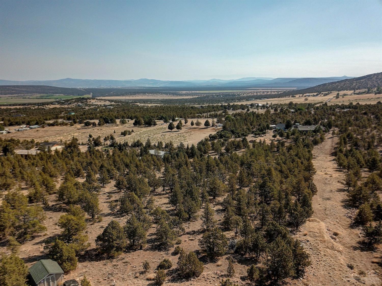 Sinclair Davis - Land