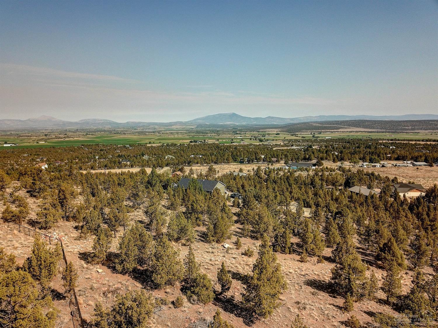 Sinclair Davis - Land