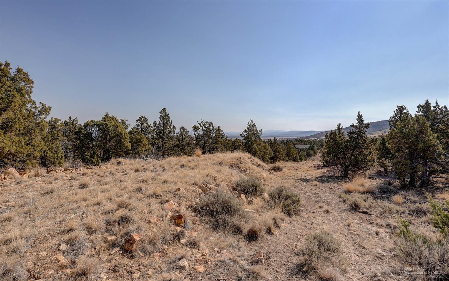 Sinclair Davis - Land