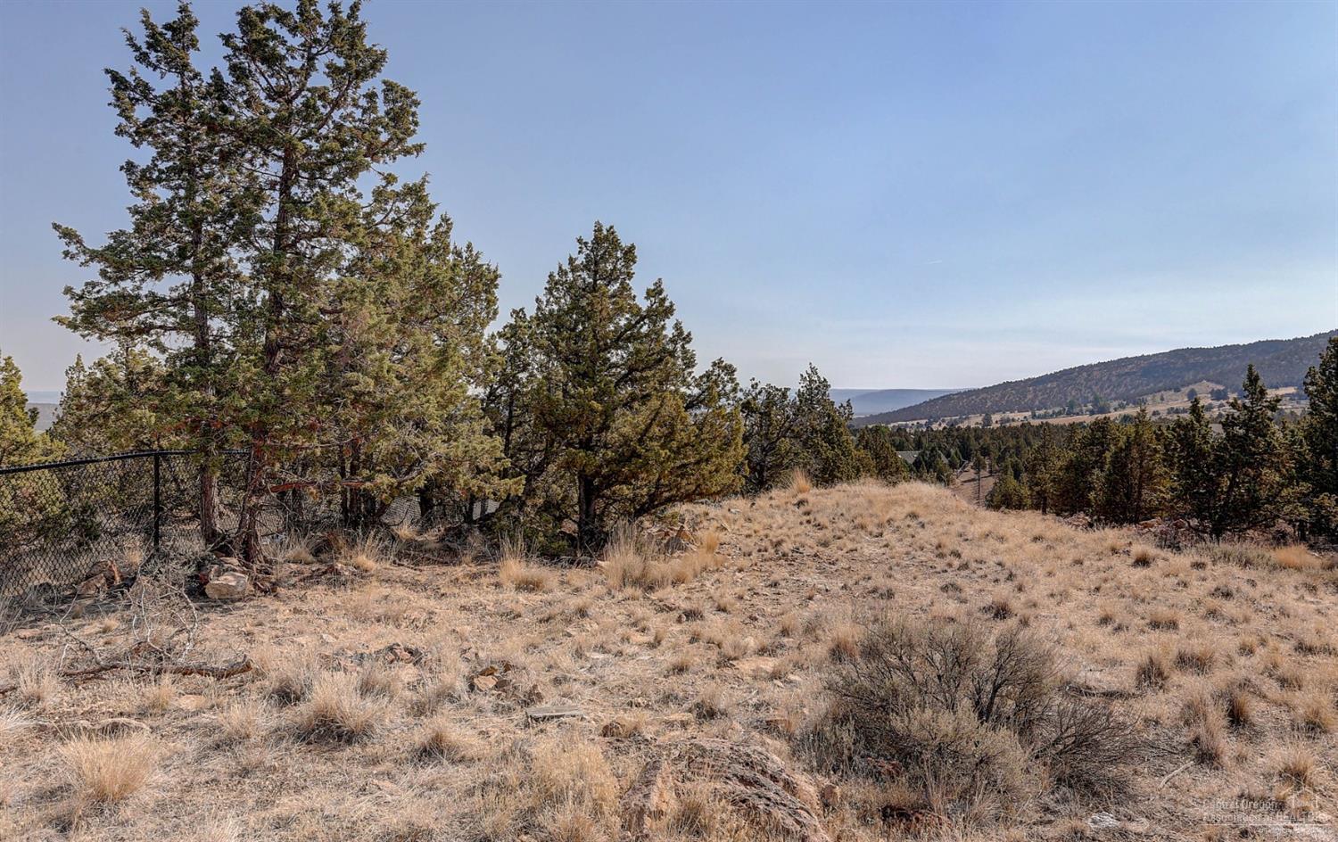 Sinclair Davis - Land