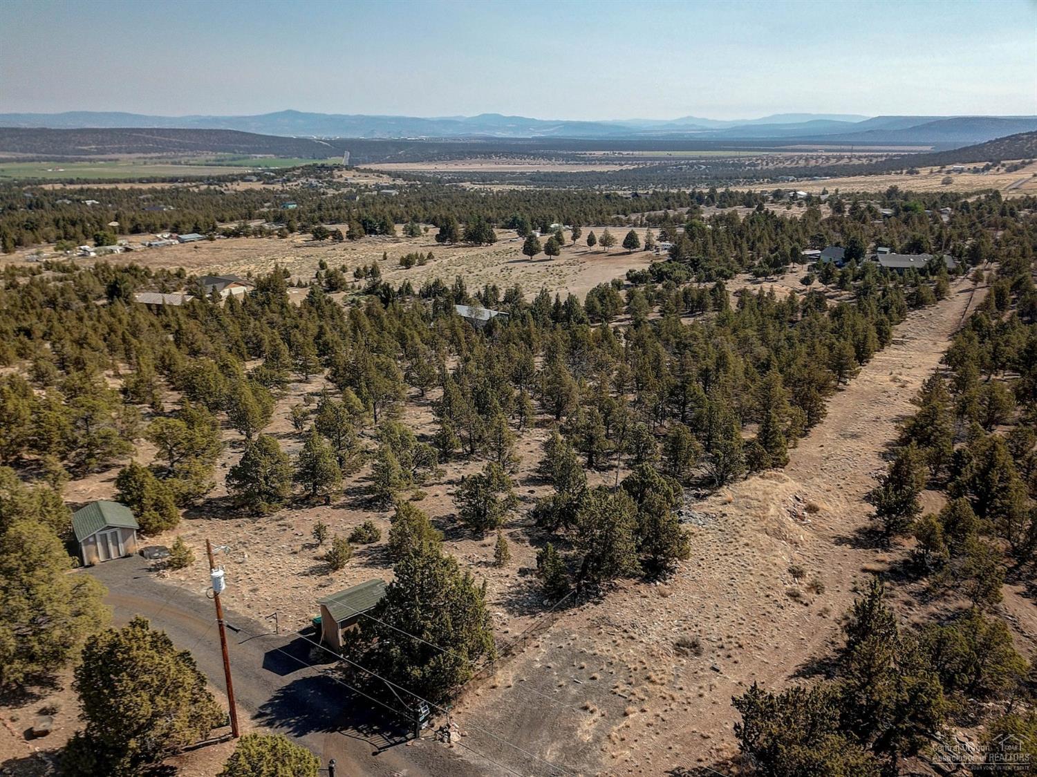 Sinclair Davis - Land