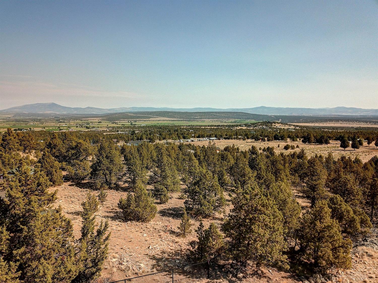 Sinclair Davis - Land