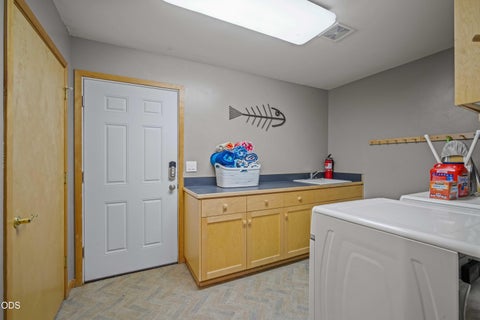 Tiny photo for 18130 Mt Baker Lane #4, Sunriver, OR 97707 (MLS # 220229882)