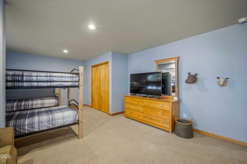 Tiny photo for 18130 Mt Baker Lane #4, Sunriver, OR 97707 (MLS # 220229882)