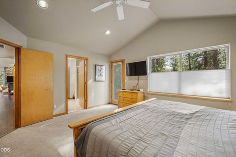 Tiny photo for 18130 Mt Baker Lane #4, Sunriver, OR 97707 (MLS # 220229882)