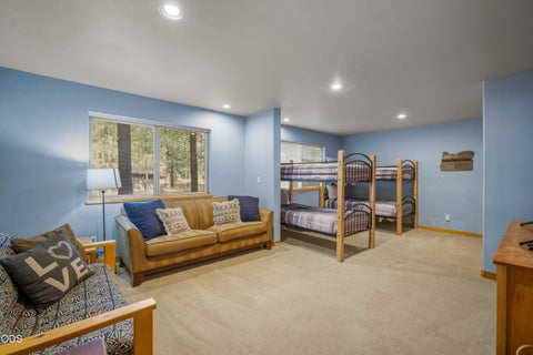Tiny photo for 18130 Mt Baker Lane #4, Sunriver, OR 97707 (MLS # 220229882)