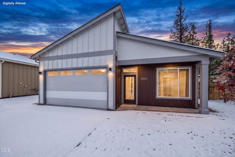 Tiny photo for 16645 Neil Lane #13, La Pine, OR 97739 (MLS # 220229900)