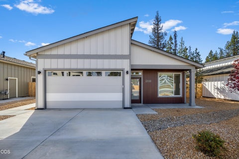 Tiny photo for 16645 Neil Lane #13, La Pine, OR 97739 (MLS # 220229900)