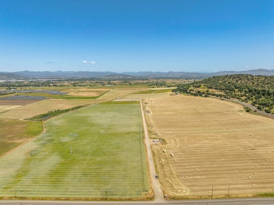 3103 E VILAS RD, MEDFORD, OR 97502 - Image 126ed3cb261ea3e232de4d201858eb7e/967911256