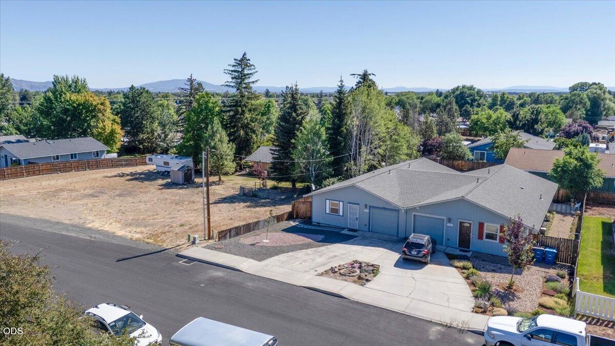 2466 SW 26th Street