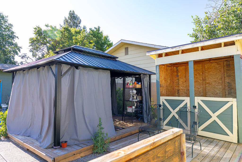 Garden Tracts - Residential