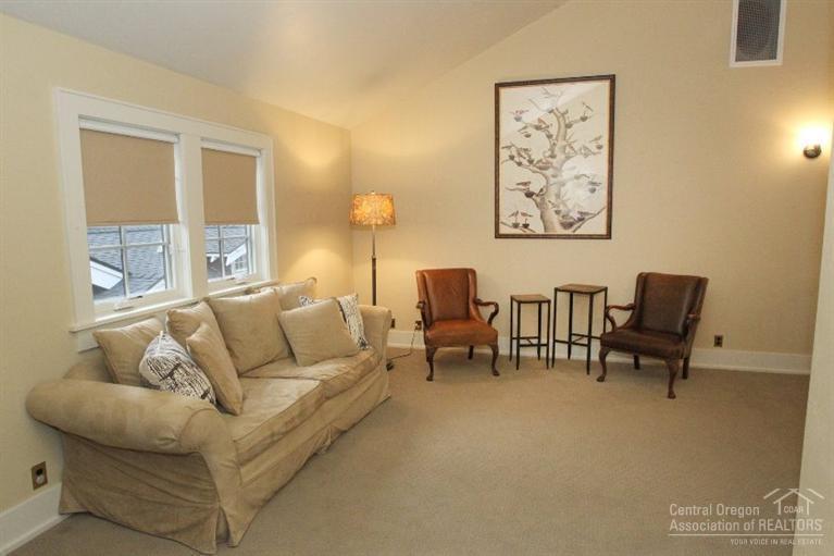 Pinelyn Park - Residential