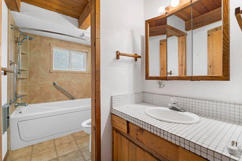 Tiny photo for 15522 SW Chinook Drive, Terrebonne, OR 97760 (MLS # 220215192)