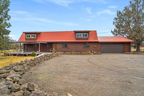 Photo of 15522 SW Chinook Drive, Terrebonne, OR 97760 (MLS # 220215192)