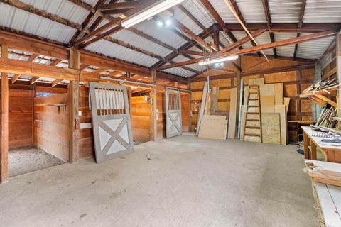 Tiny photo for 15522 SW Chinook Drive, Terrebonne, OR 97760 (MLS # 220215192)