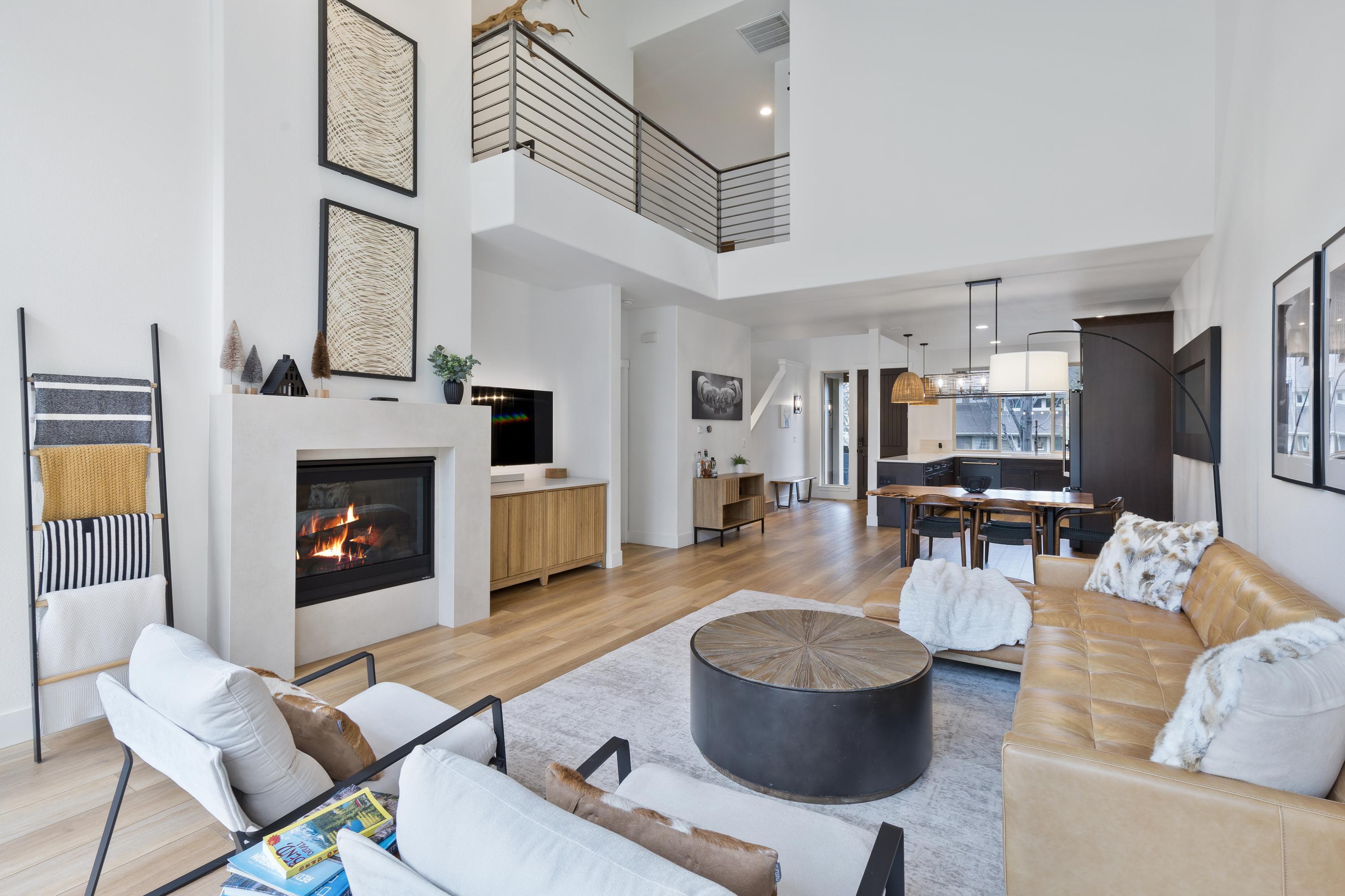 Ridge At Eagle Crest - Residential