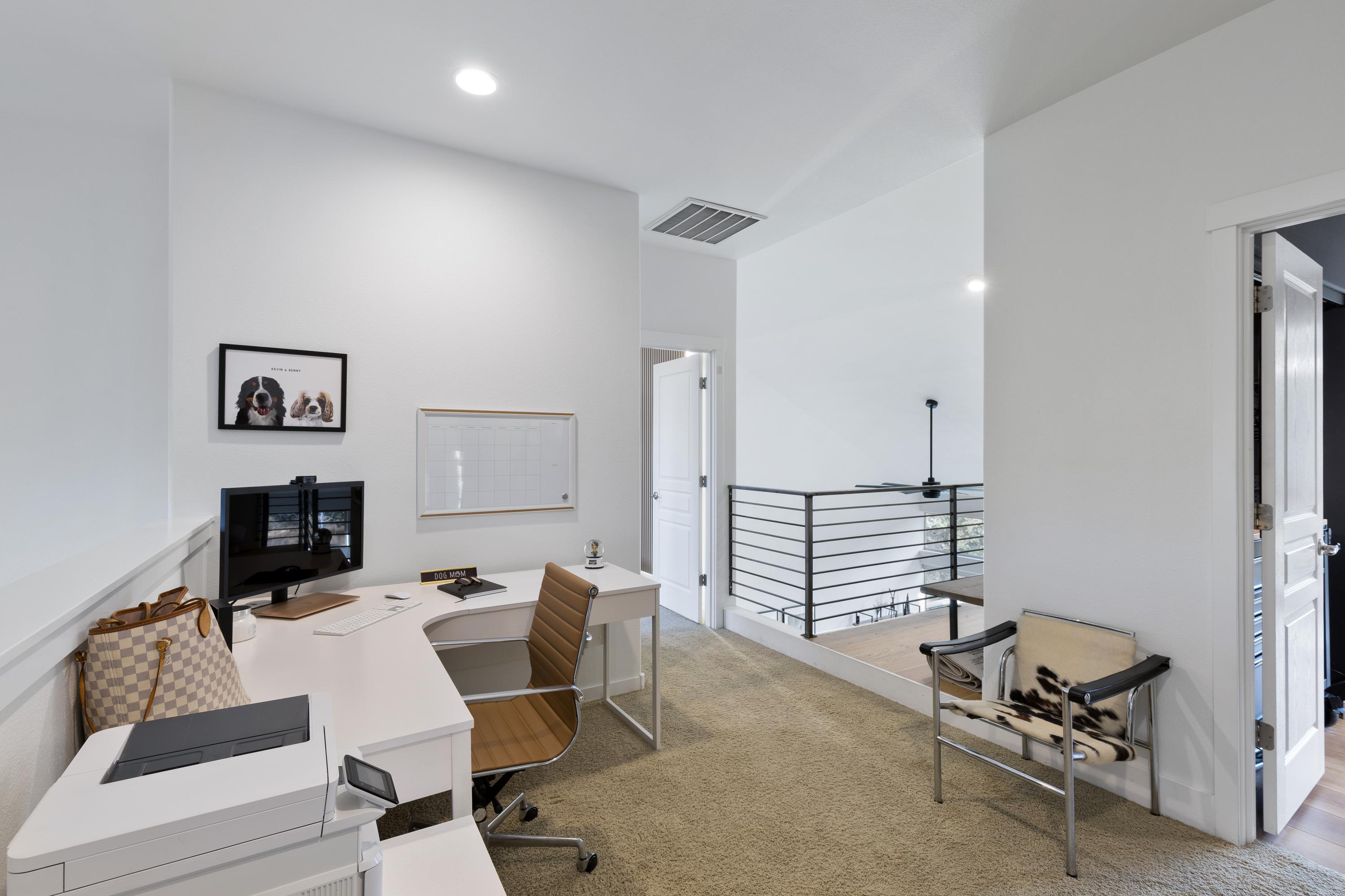 Ridge At Eagle Crest - Residential