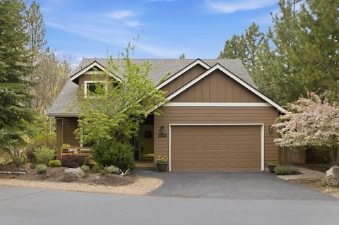 Photo of 19562 Meadowbrook Drive, Bend, OR 97702 (MLS # 220220031)