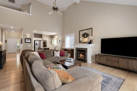 Tiny photo for 19562 Meadowbrook Drive, Bend, OR 97702 (MLS # 220220031)