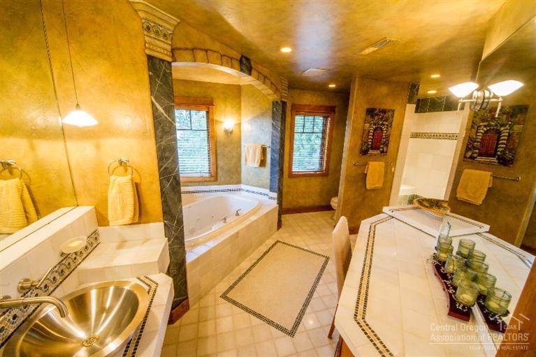 Awbrey Butte - Residential