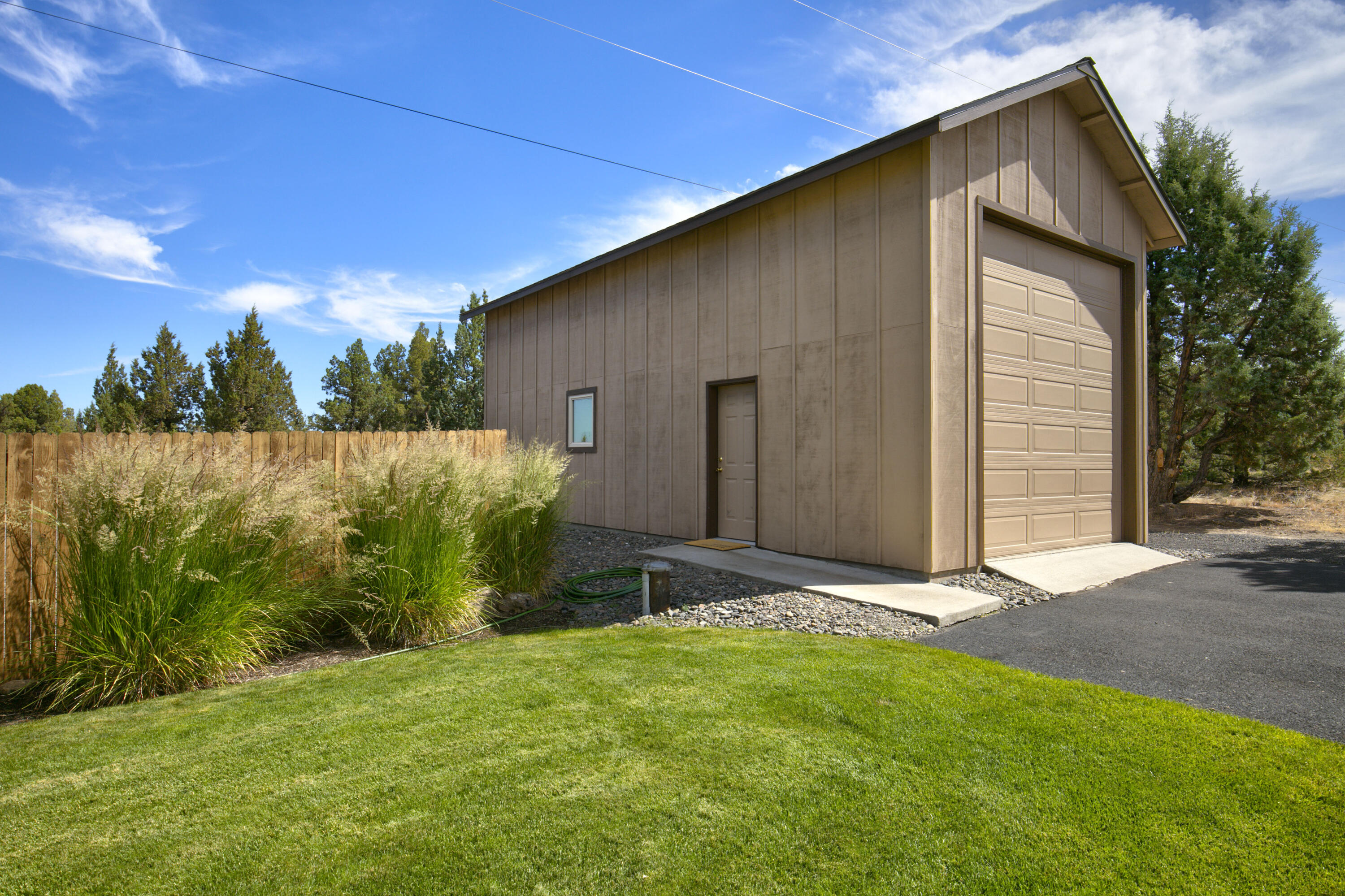 West Powell Butte Es - Residential