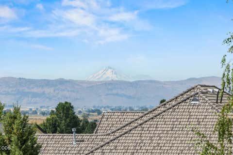 Tiny photo for 9456 Greenbrier Drive, Klamath Falls, OR 97603 (MLS # 220227347)
