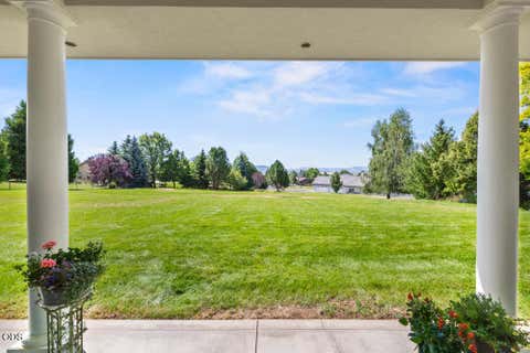 Tiny photo for 9456 Greenbrier Drive, Klamath Falls, OR 97603 (MLS # 220227347)