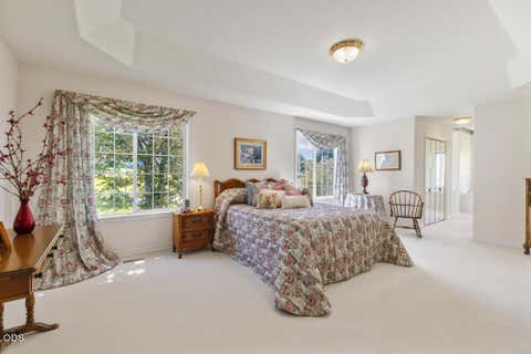 Tiny photo for 9456 Greenbrier Drive, Klamath Falls, OR 97603 (MLS # 220227347)