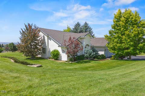 Tiny photo for 9456 Greenbrier Drive, Klamath Falls, OR 97603 (MLS # 220227347)